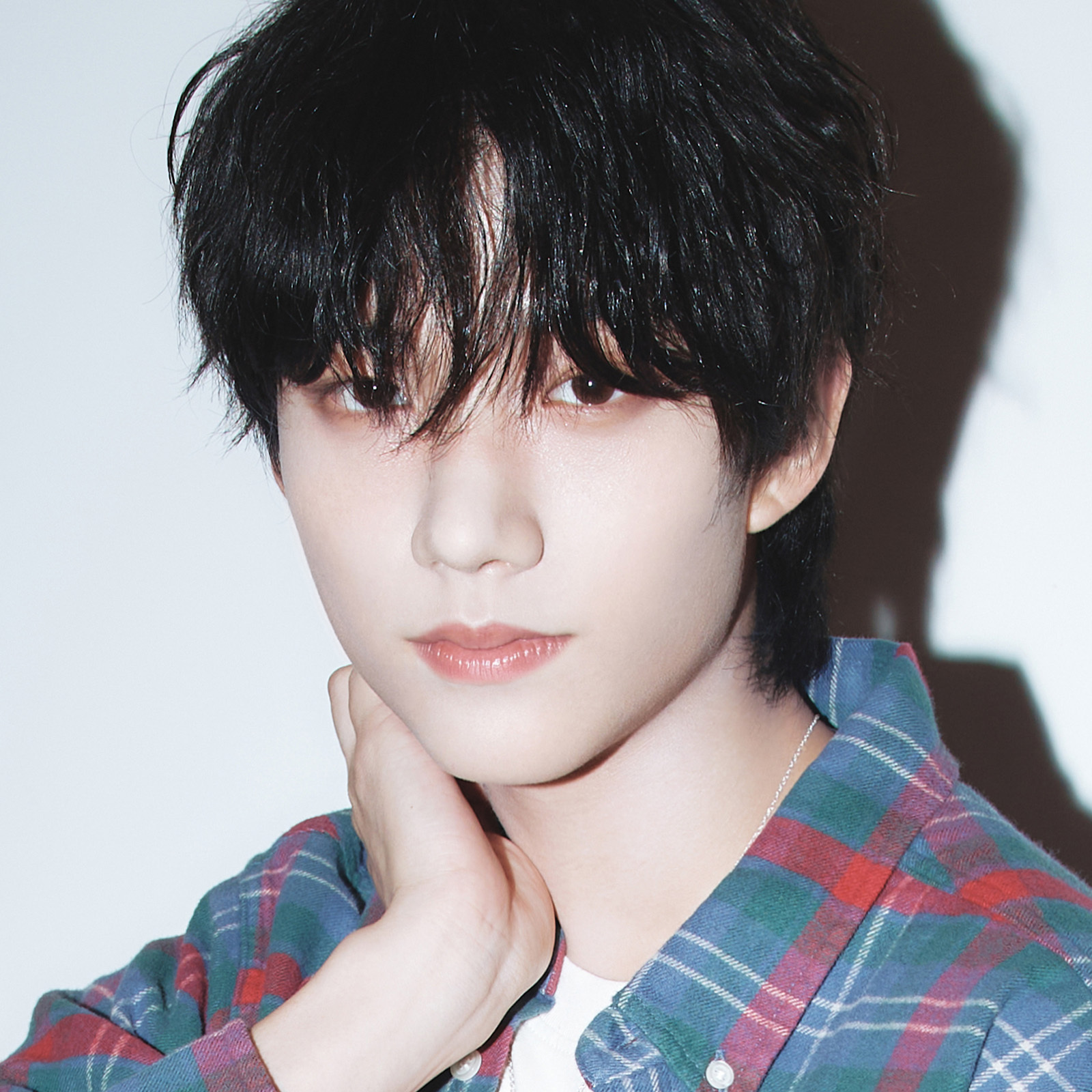 현민  현민 